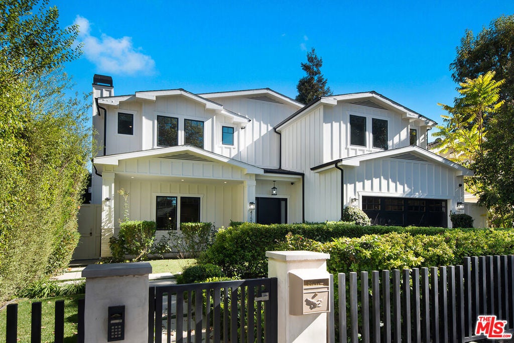 Photo of Listing #24455869