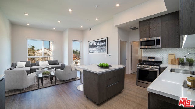 Photo of Listing #24457049