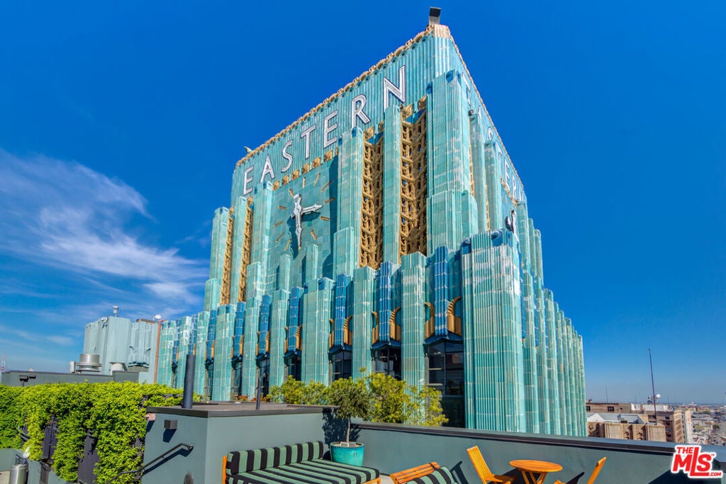 Photo of Listing #24460461