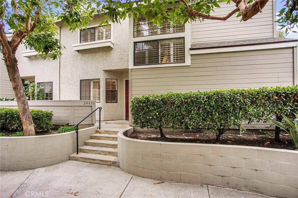 Photo of Listing #OC24228355