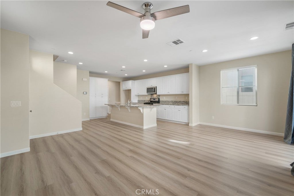 Photo of Listing #SW24230451