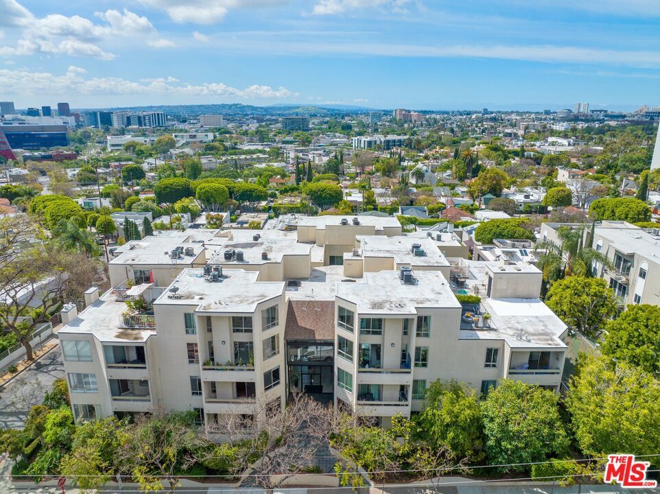 Photo of Listing #24452353