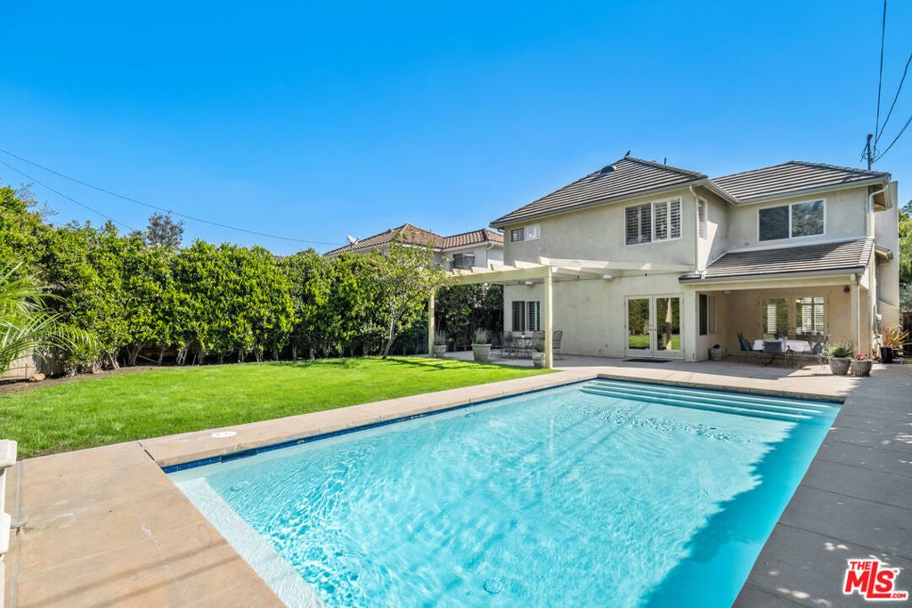 Photo of Listing #24462539