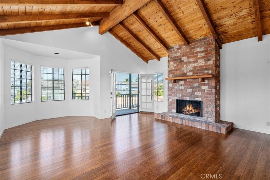 Photo of Listing #SB24233929