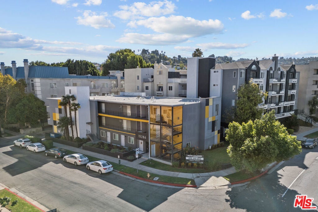 Photo of Listing #24462991