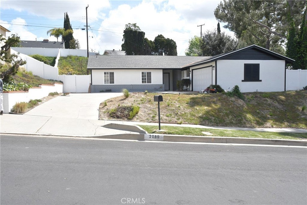 Photo of Listing #CV24236691