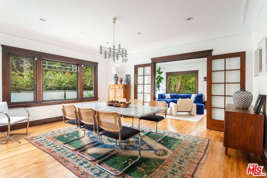 Photo of Listing #24465443