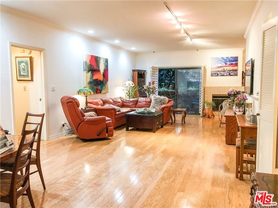 Photo of Listing #24465959