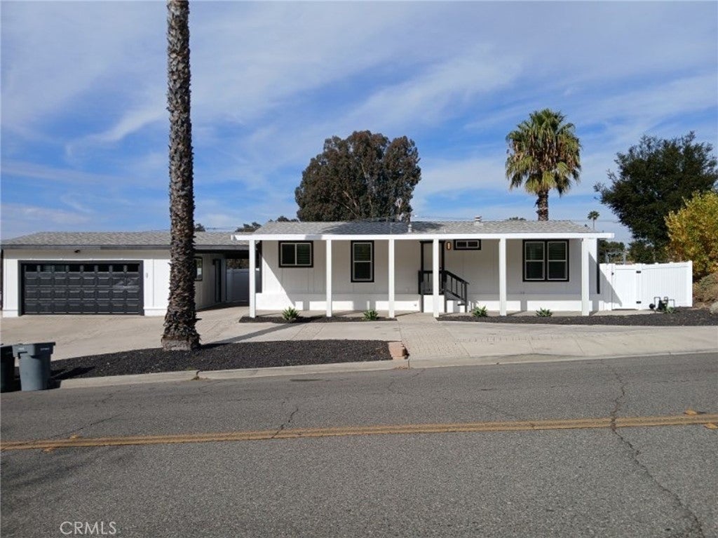 Photo of Listing #IV24242832