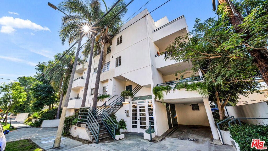 Photo of Listing #24467577