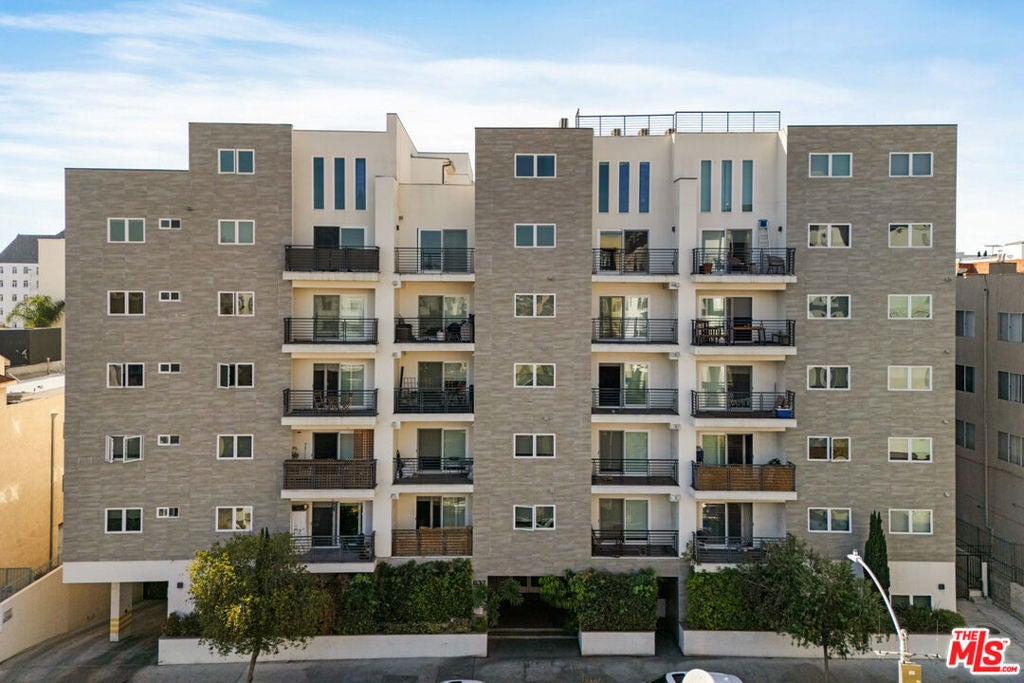 Photo of Listing #24469101