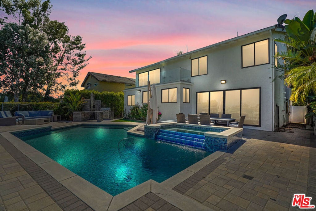 Photo of Listing #24470913