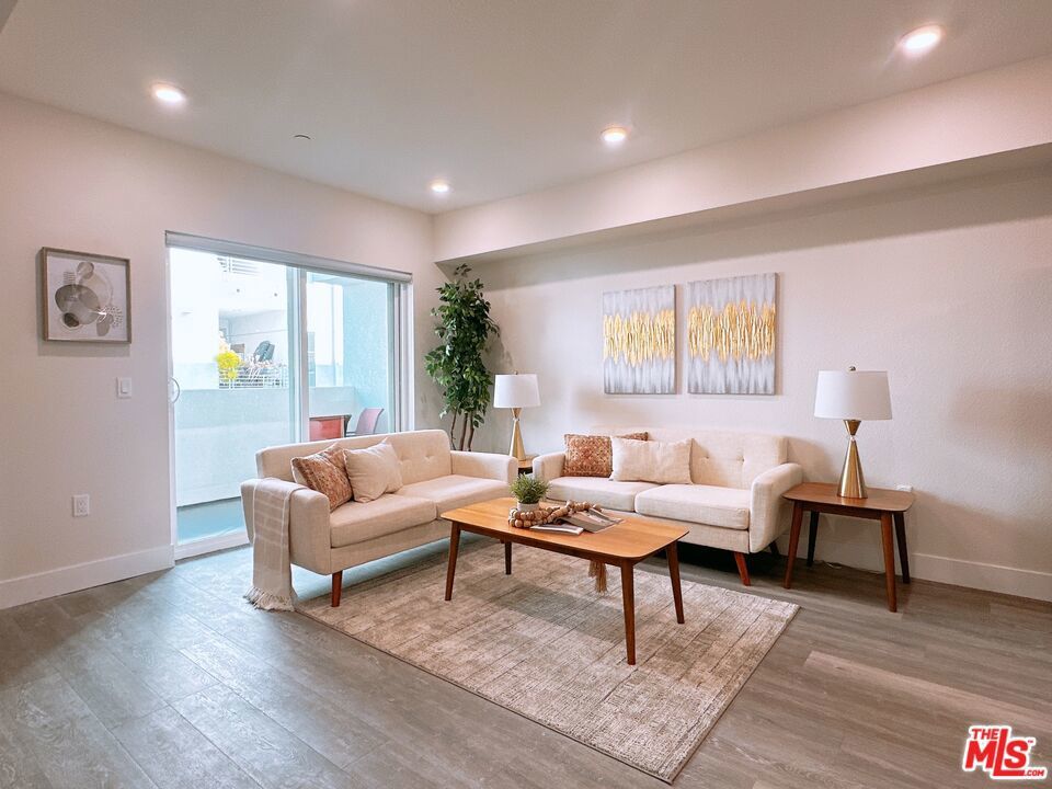 Photo of Listing #24471373