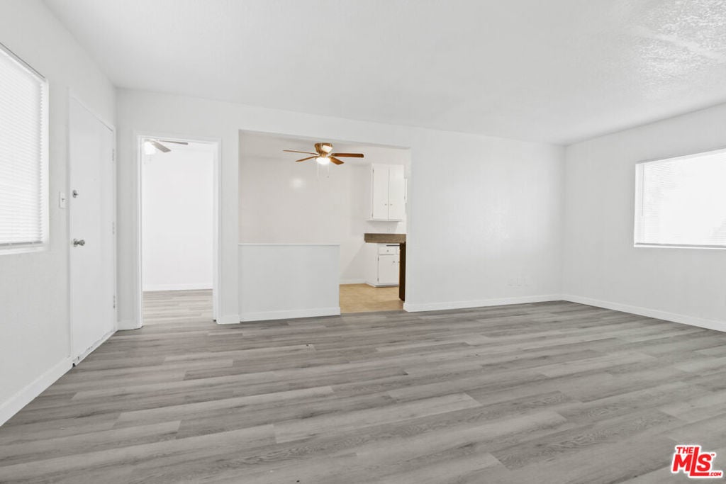 Photo of Listing #24471533