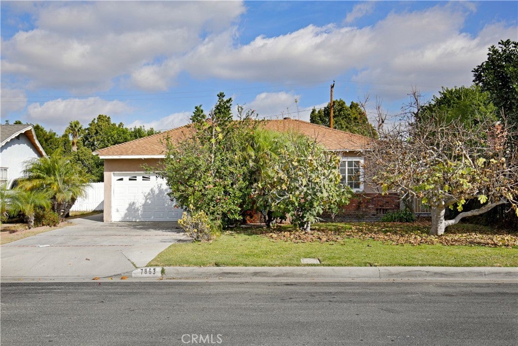 Photo of Listing #DW24249766