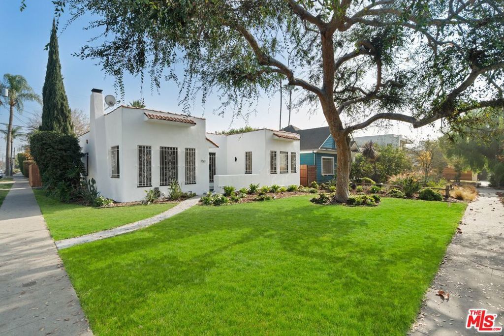 Photo of Listing #24470421