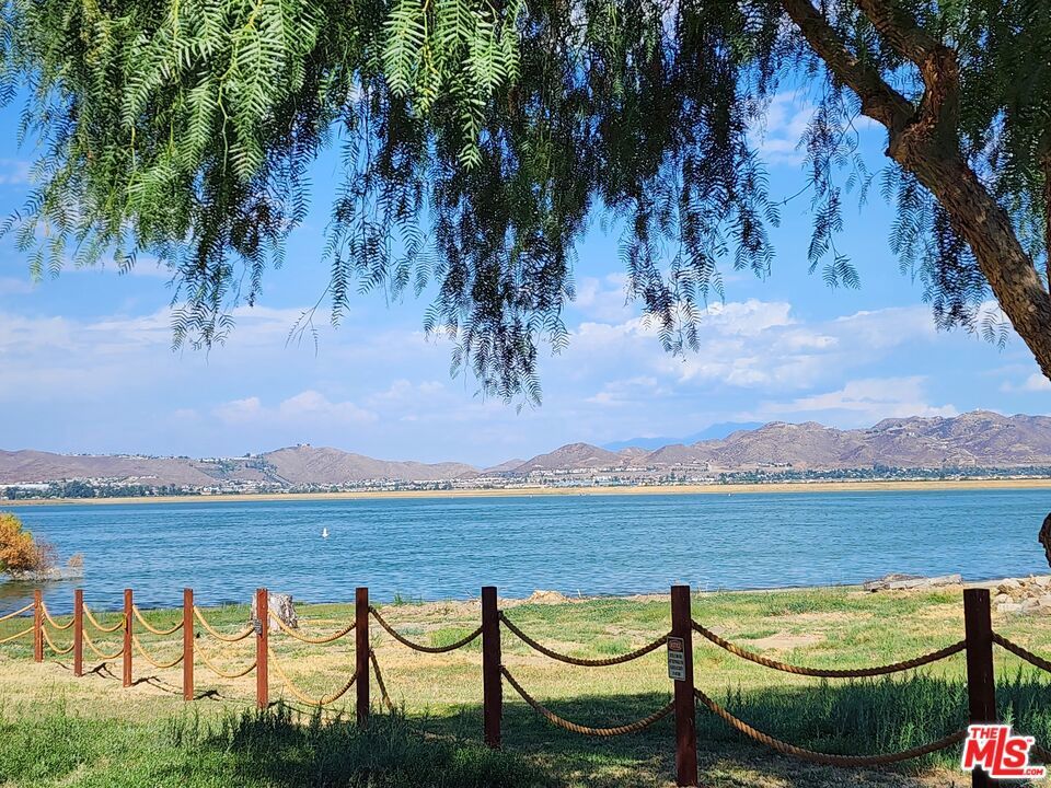 Photo of Listing #24472739