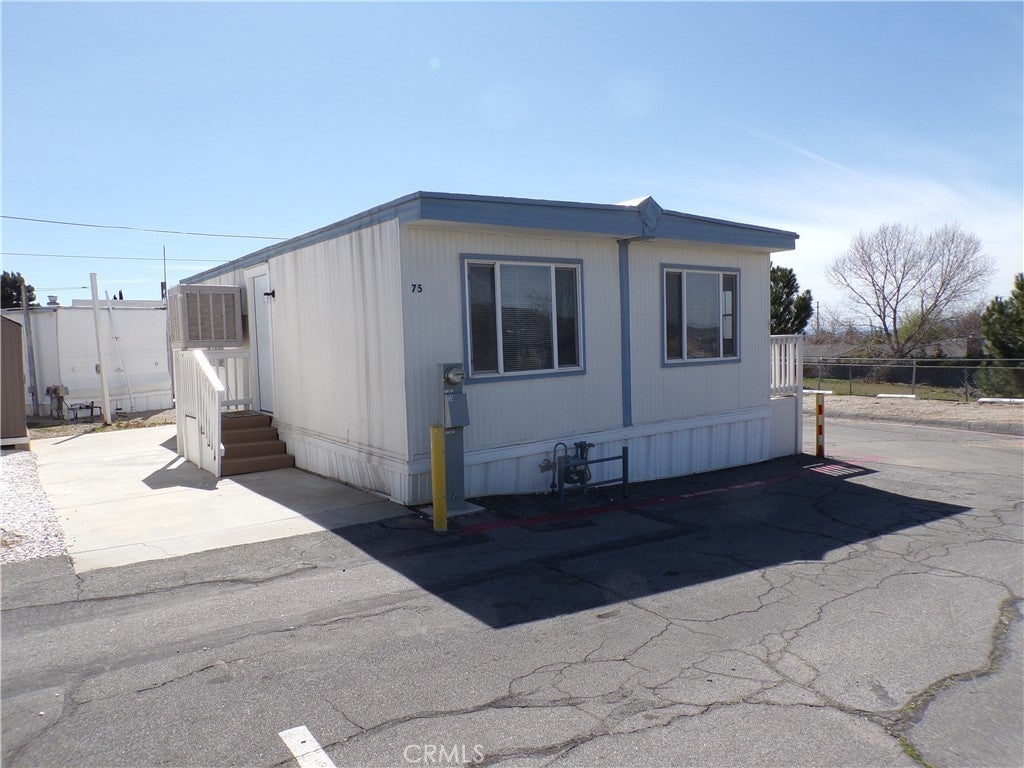 Photo of Listing #OC24251093