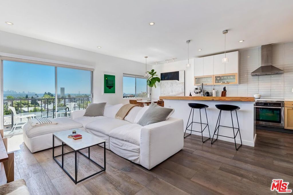 Photo of Listing #24473499