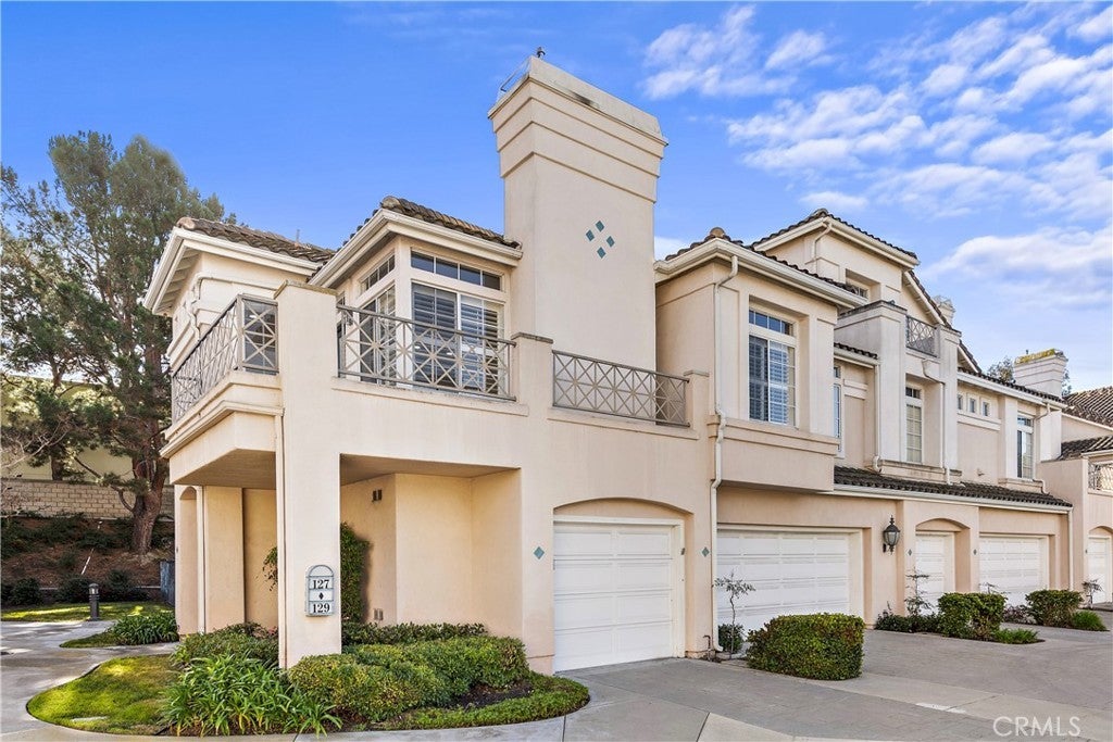 Photo of Listing #OC24251877