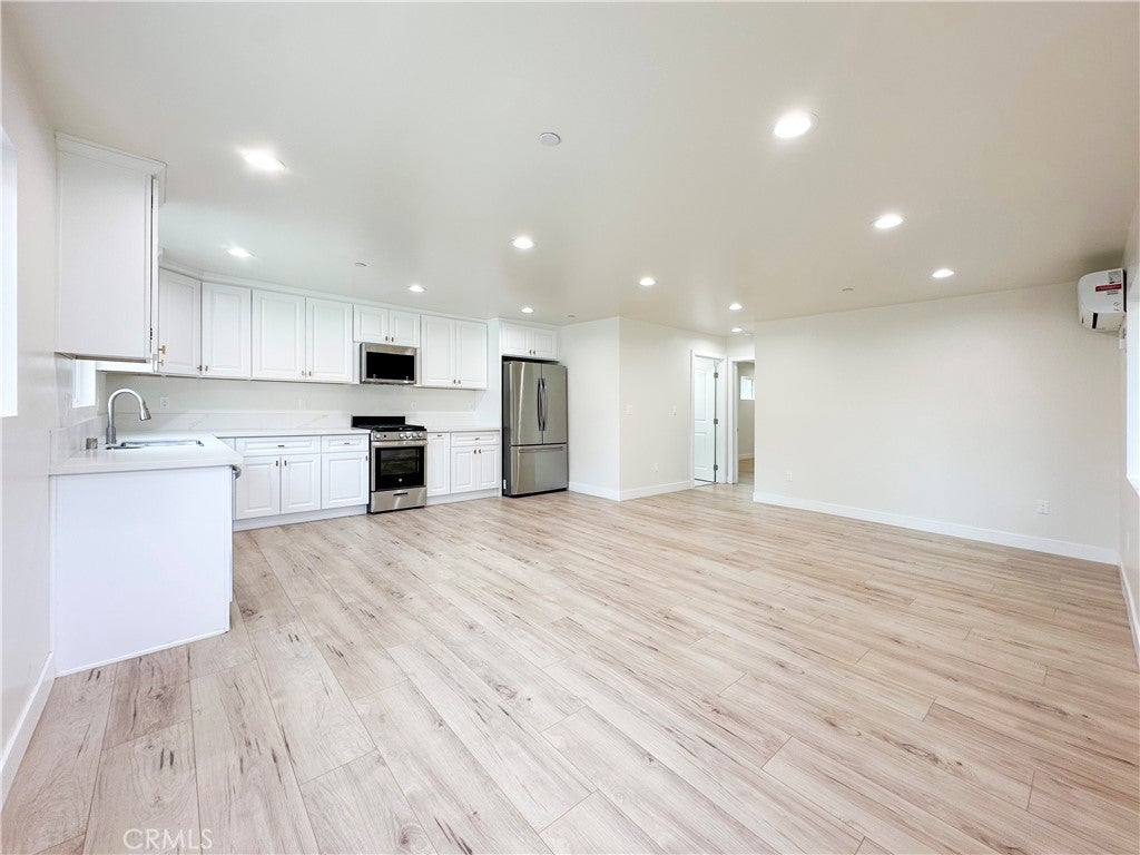 Photo of Listing #GD24253341