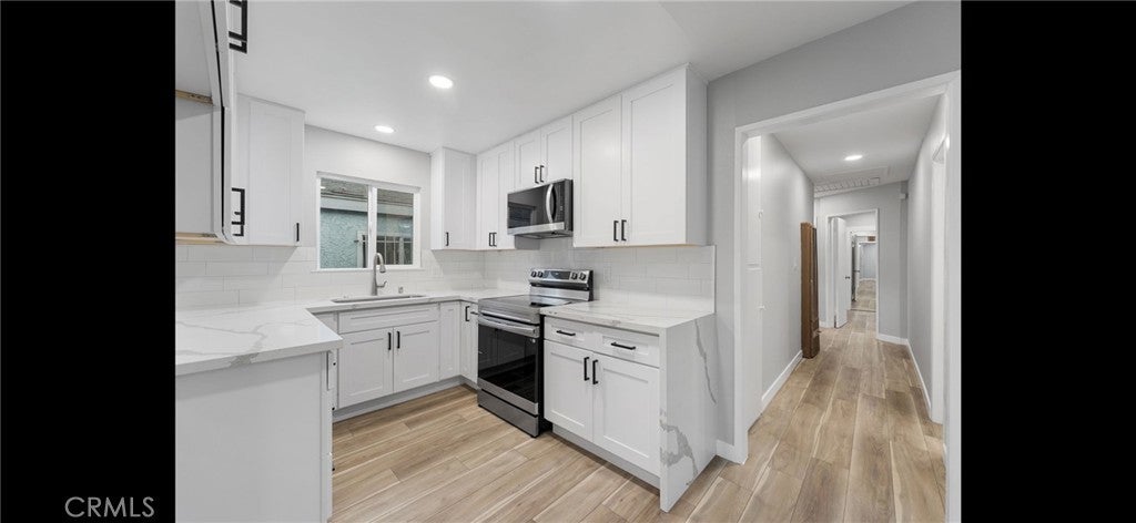 Photo of Listing #OC24253956