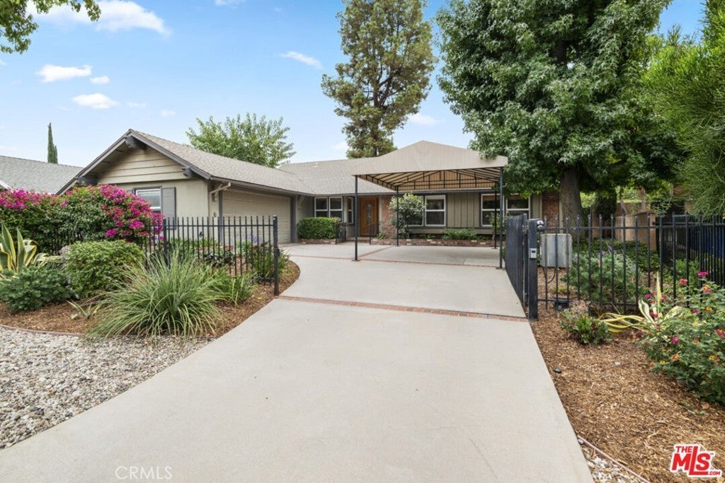 Photo of Listing #SR24254068