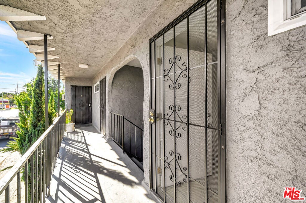 Photo of Listing #24472951