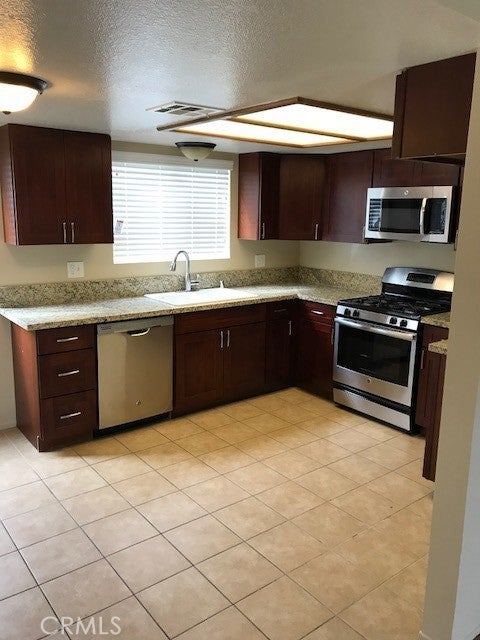 Photo of Listing #IV24254583