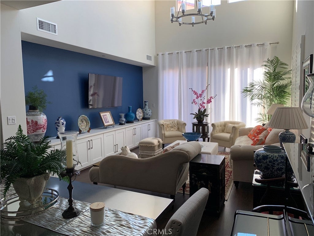 Photo of Listing #OC24255188