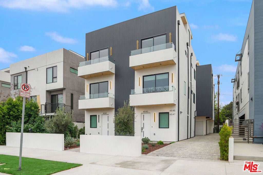 Photo of Listing #24475173