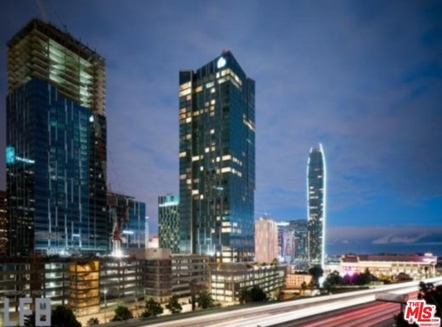 Photo of Listing #24475339