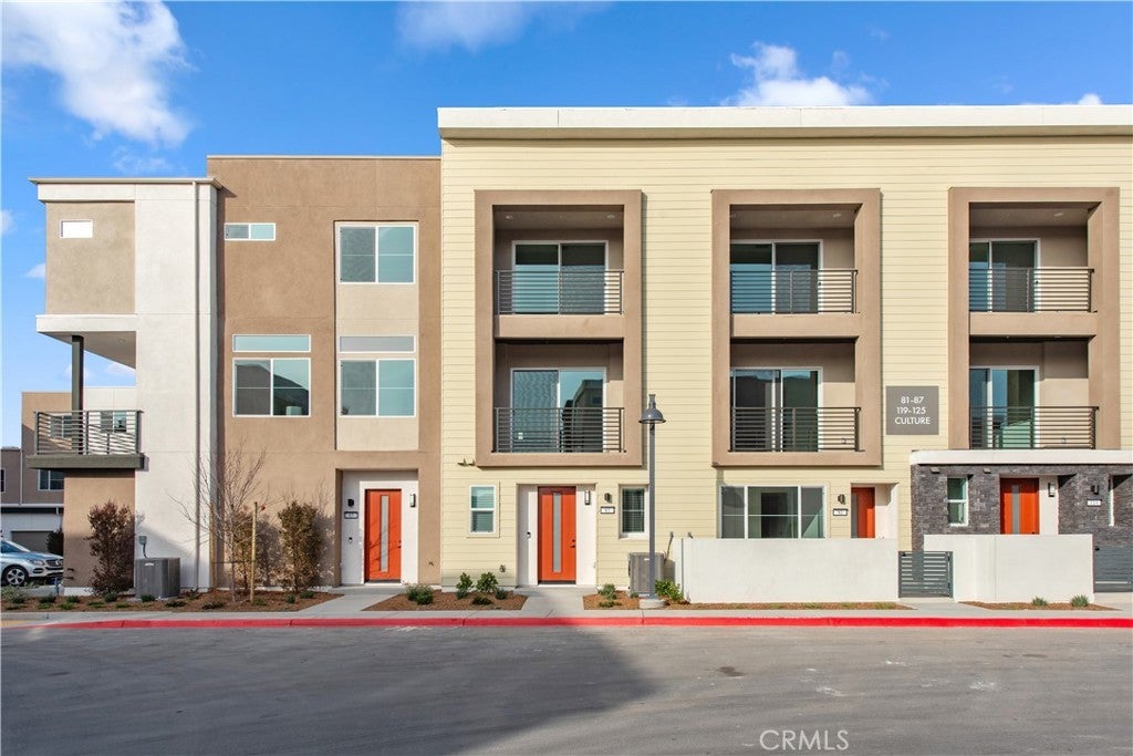 Photo of Listing #OC24253006