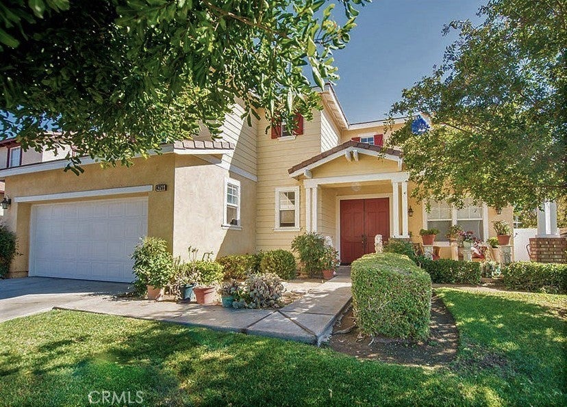 Photo of Listing #IV25000780