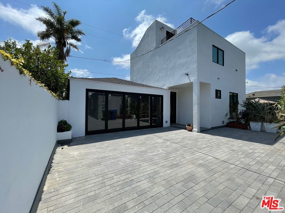 Photo of Listing #25476095