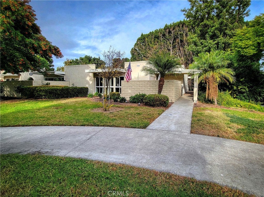 Photo of Listing #OC25002115