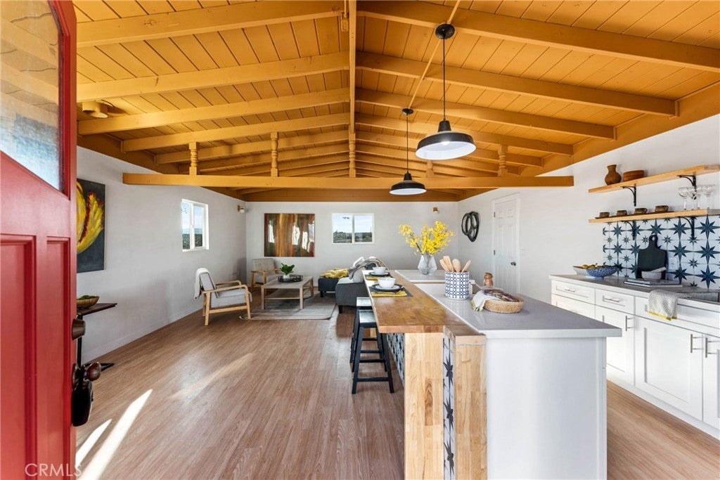 Photo of Listing #CV25002316