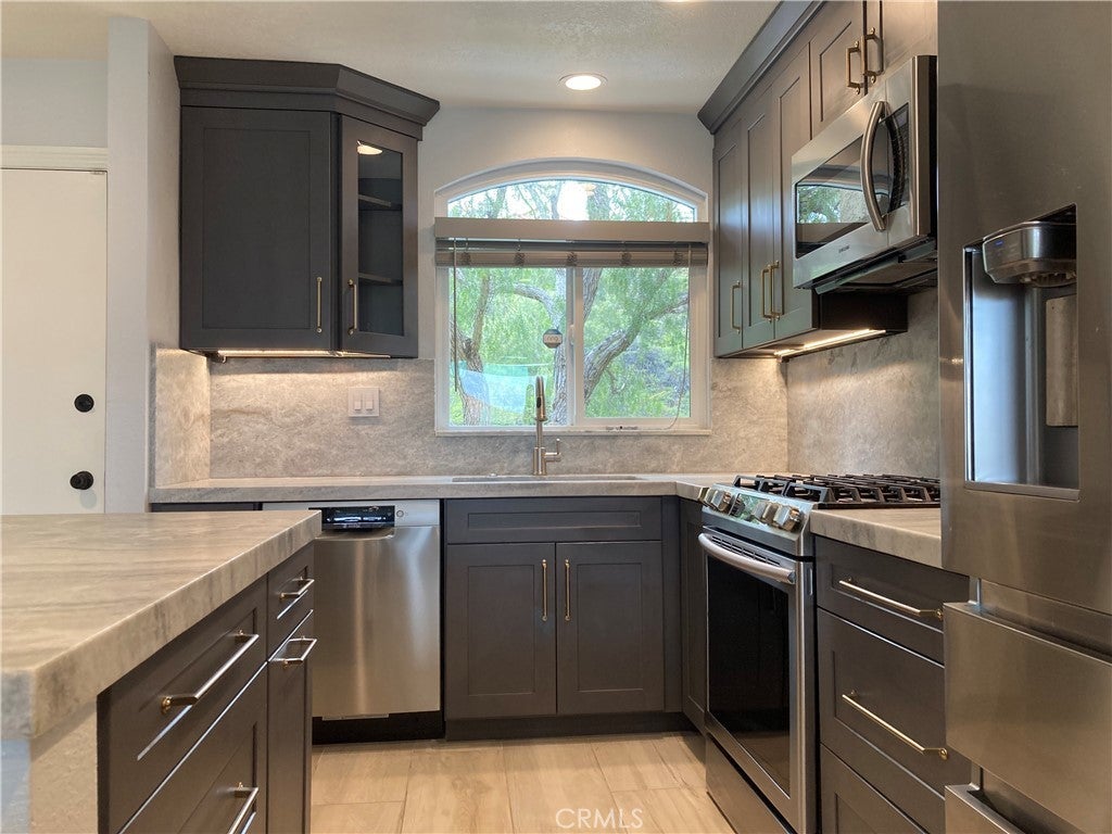 Photo of Listing #PW25002352