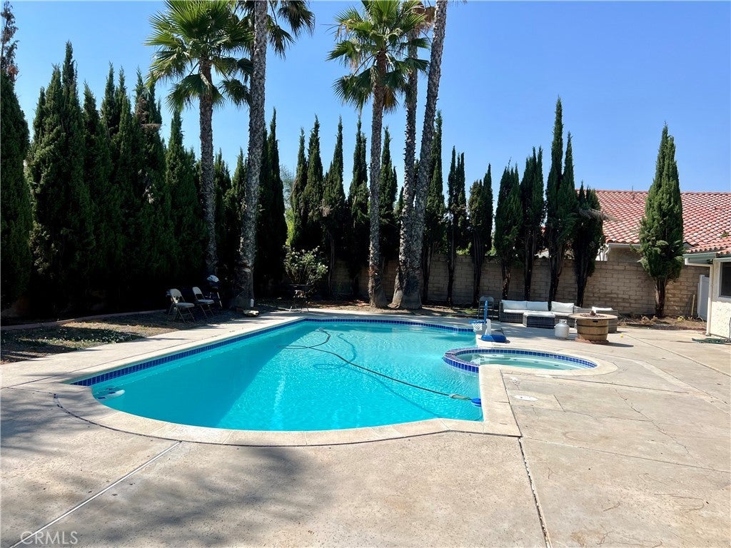 Photo of Listing #SR25002497