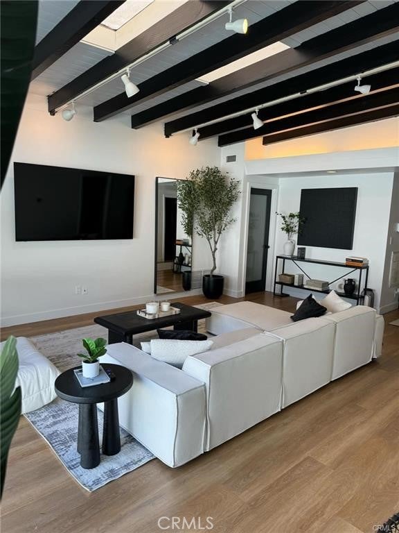 Photo of Listing #BB25003255