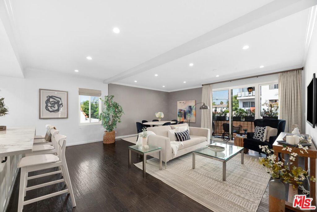 Photo of Listing #25477373