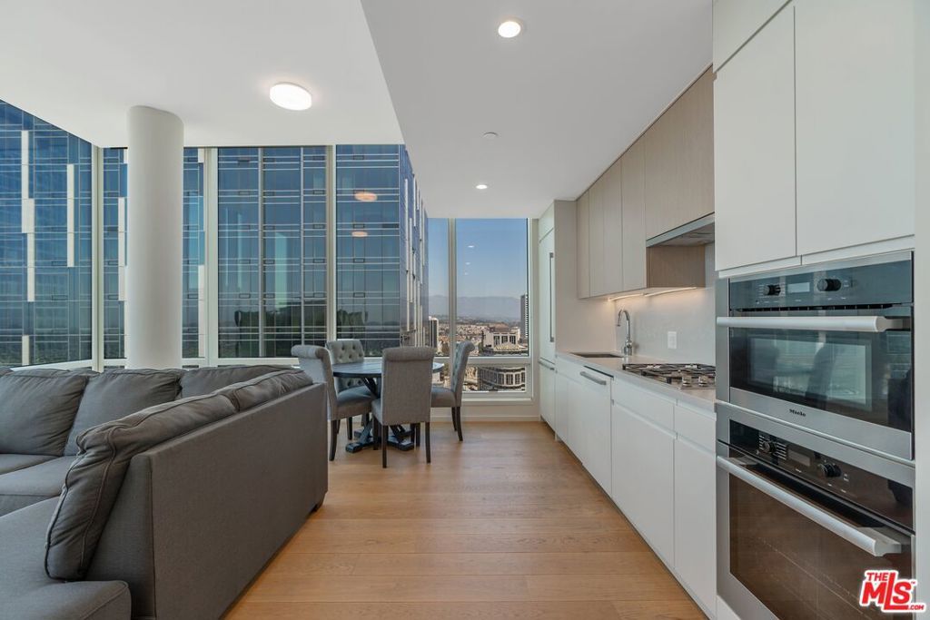 Photo of Listing #25477839