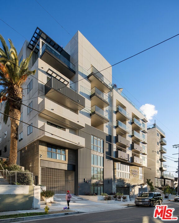 Photo of Listing #25478037