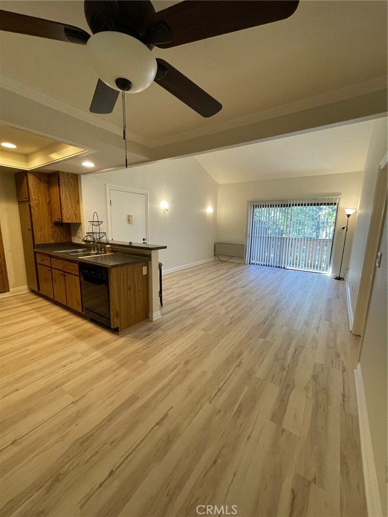 Photo of Listing #OC25006229