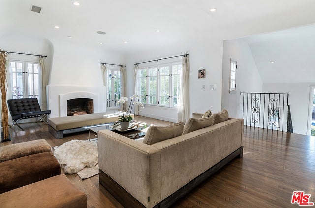 Photo of Listing #25477869