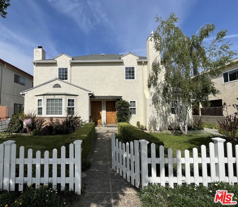 Photo of Listing #25476805