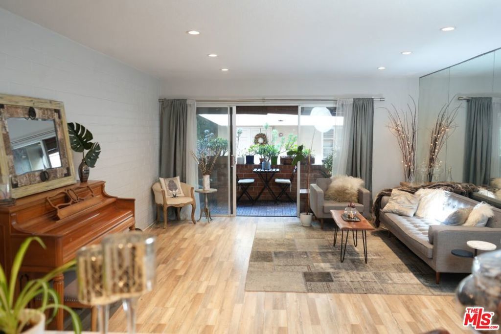 Photo of Listing #25479595