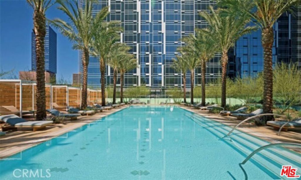 Photo of Listing #25479596