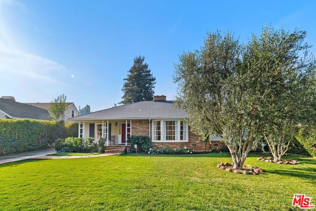 Photo of Listing #25476401