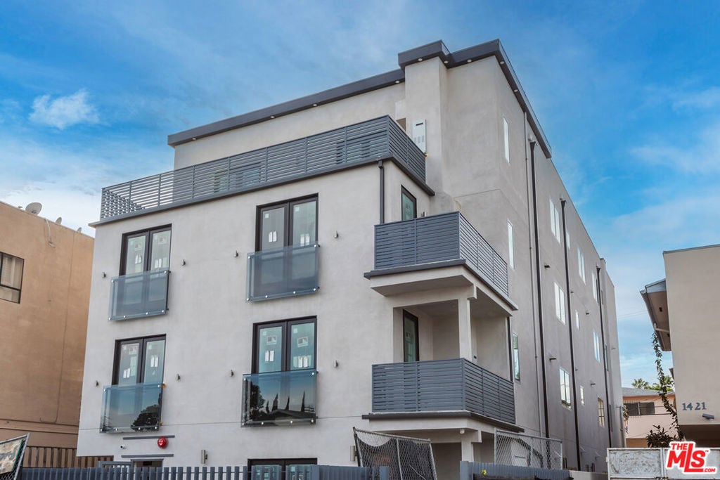 Photo of Listing #25479683